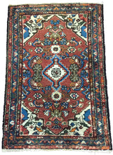 7721 Hamadan, 3'7" x 2'5" - Soheil Oriental Rugs